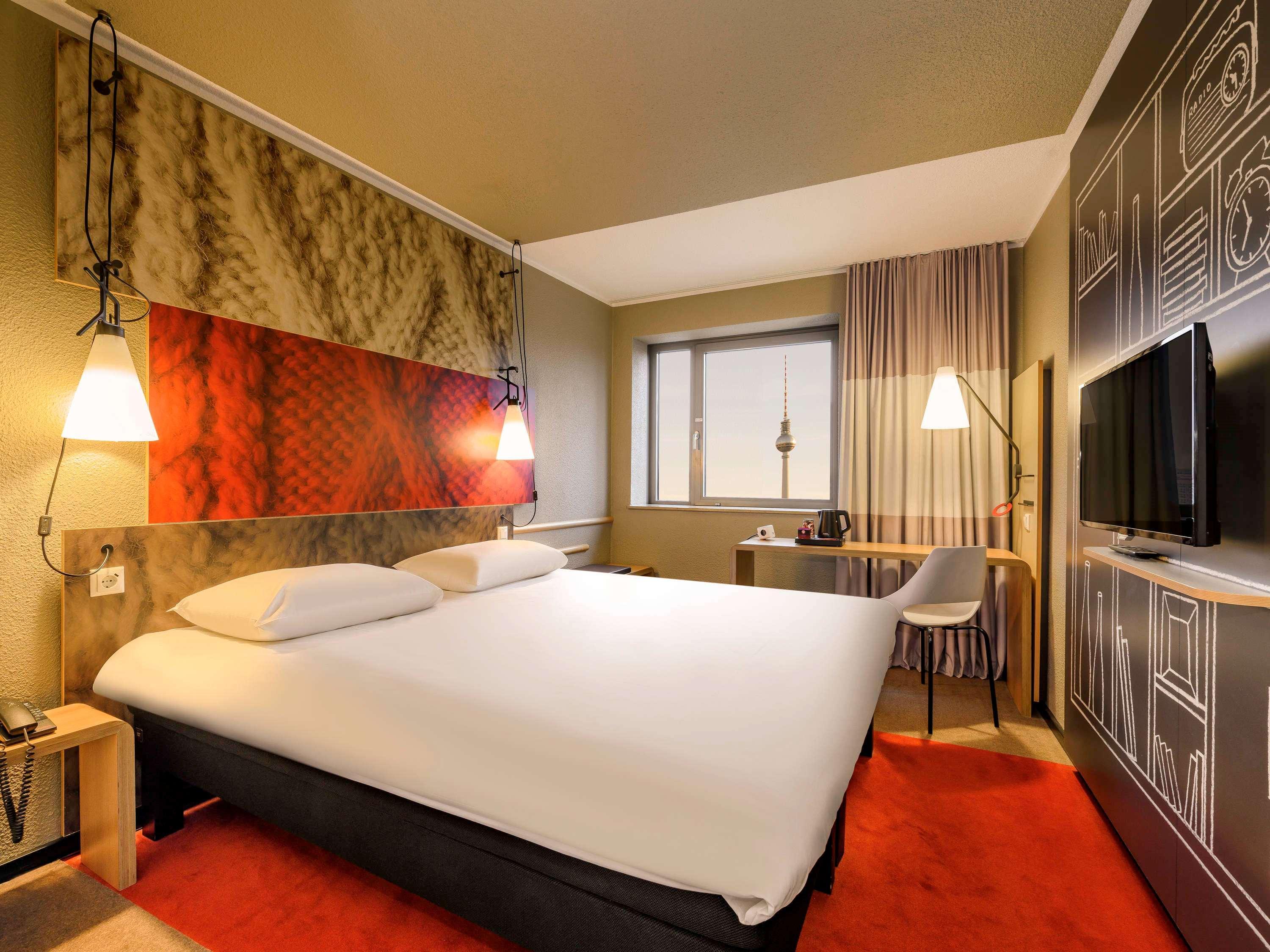 Ibis Berlin Mitte Hotel Ngoại thất bức ảnh
