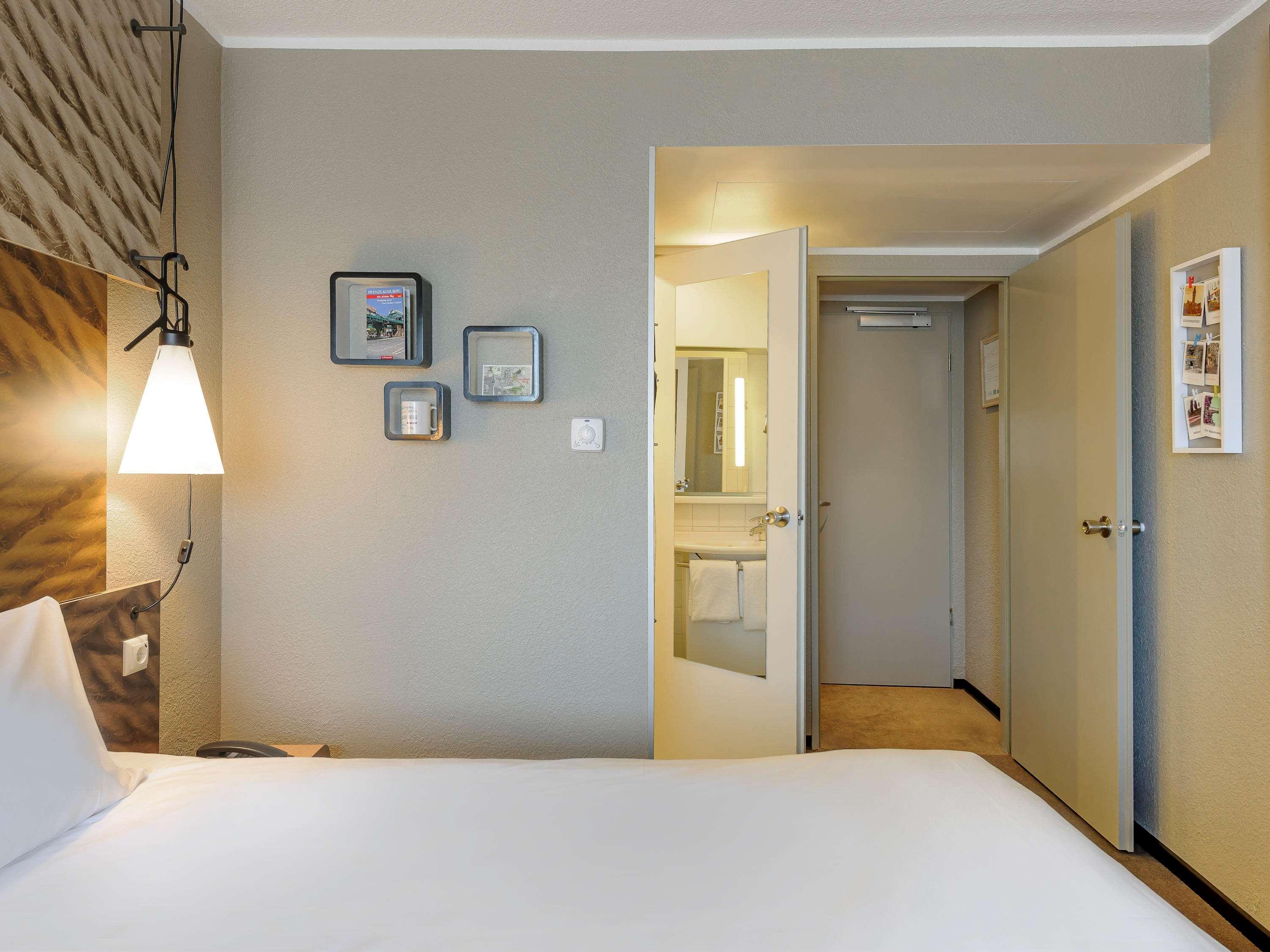 Ibis Berlin Mitte Hotel Ngoại thất bức ảnh
