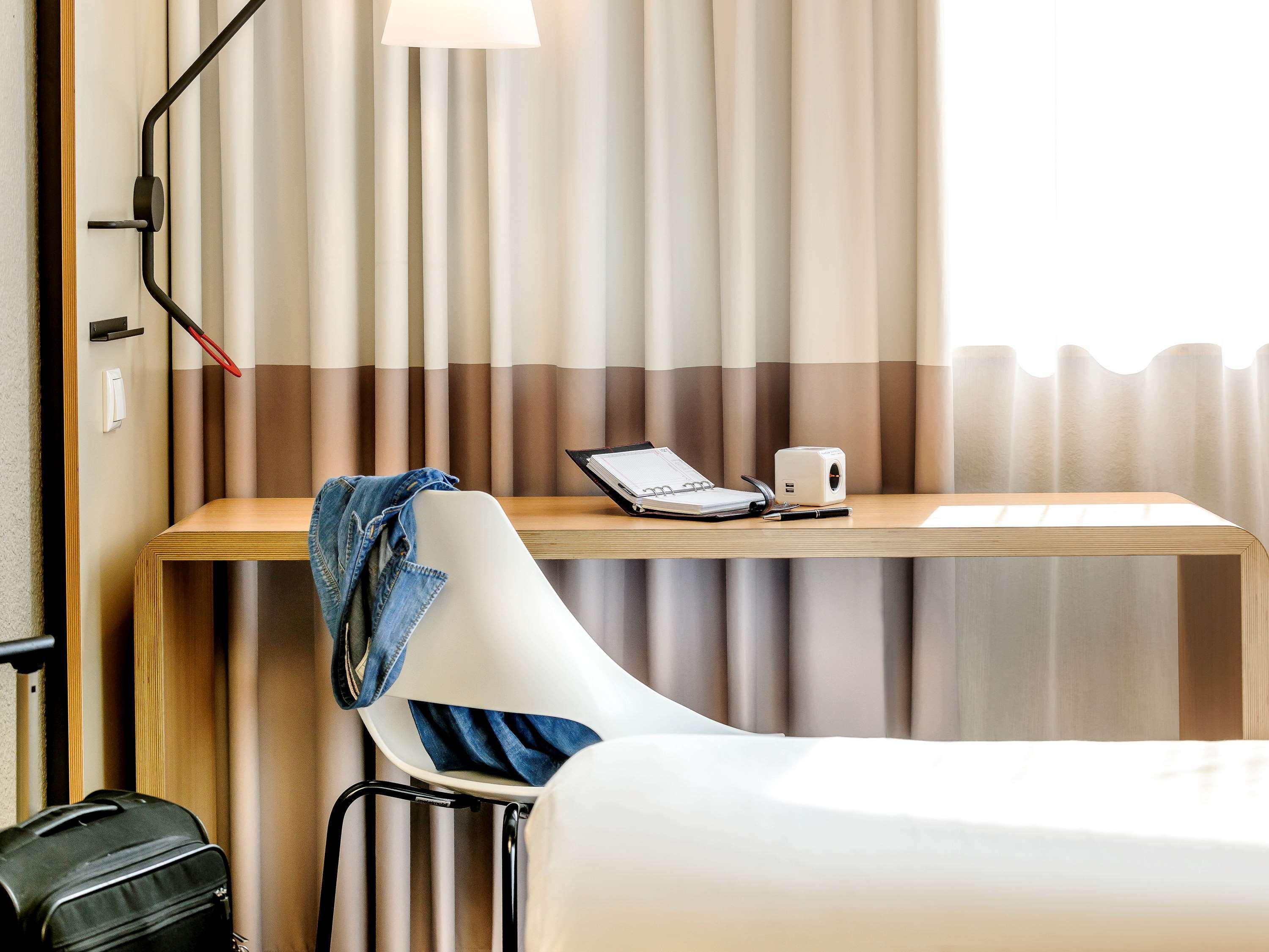 Ibis Berlin Mitte Hotel Ngoại thất bức ảnh