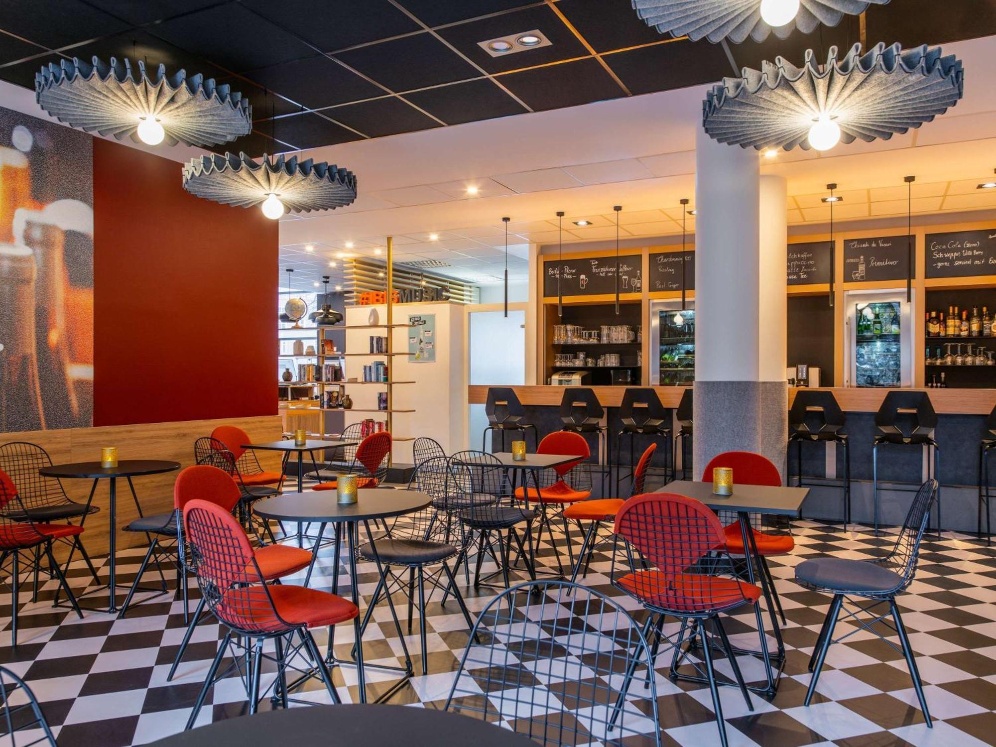 Ibis Berlin Mitte Hotel Ngoại thất bức ảnh