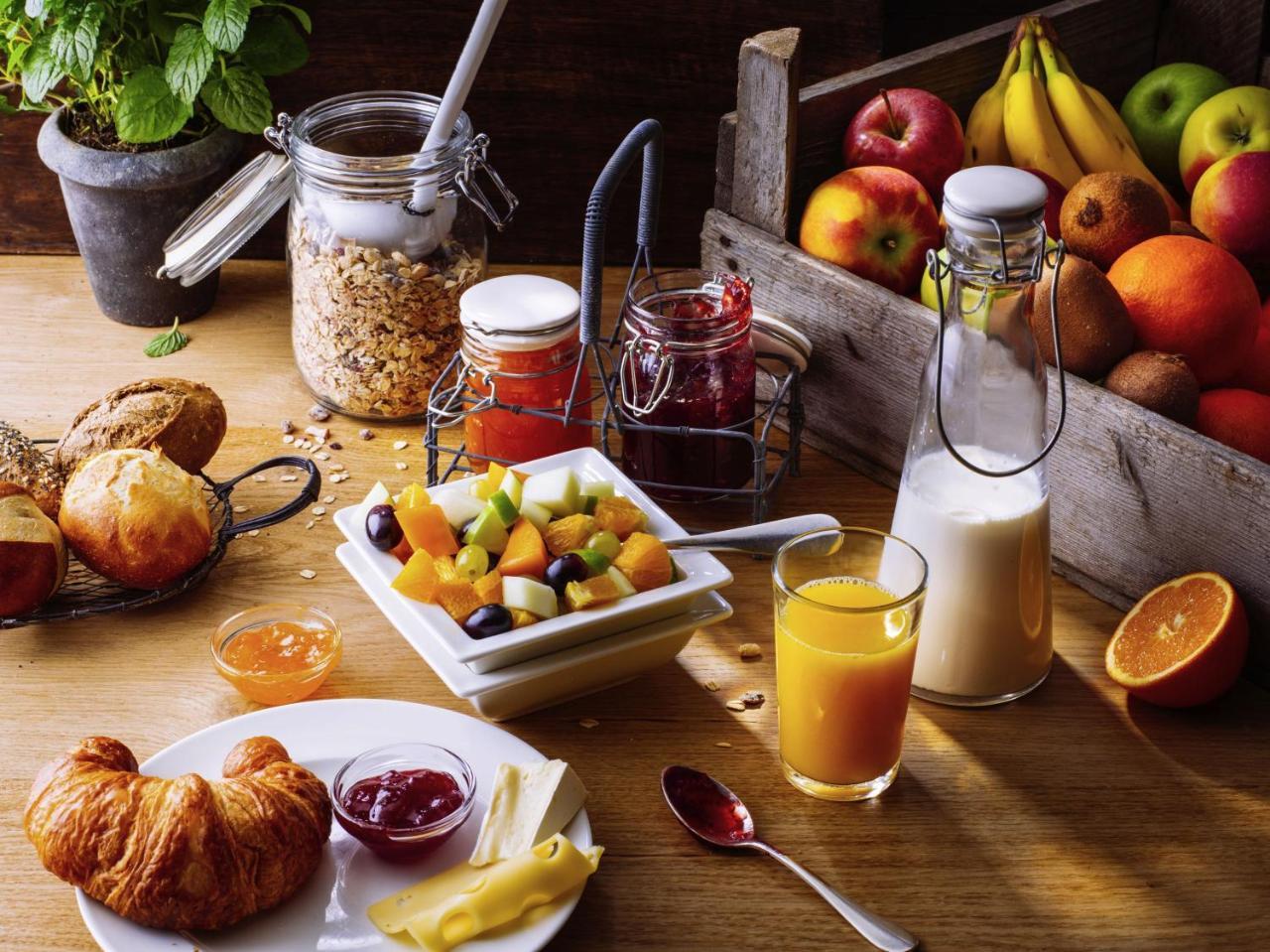 Ibis Berlin Mitte Hotel Ngoại thất bức ảnh